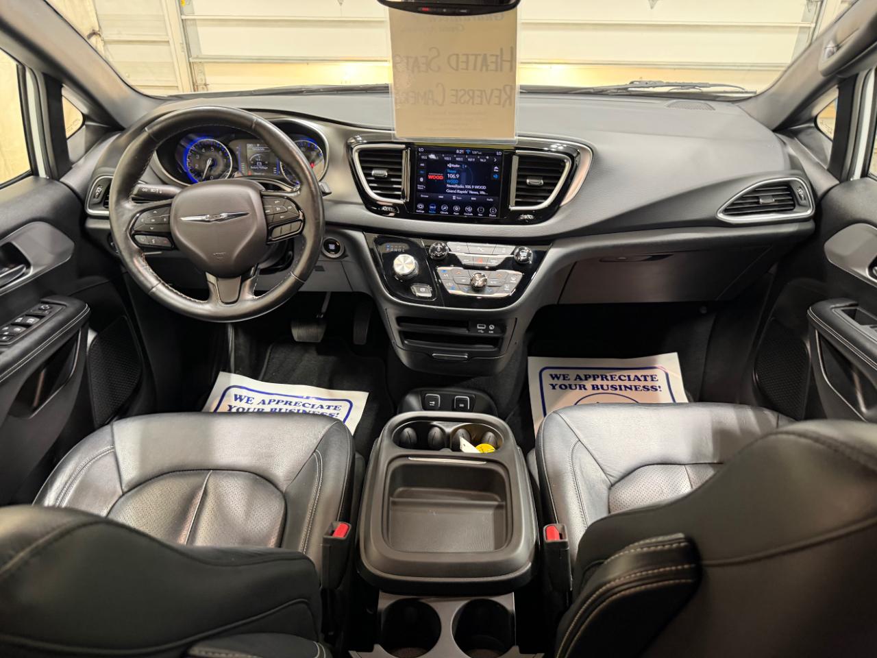 Chrysler Pacifica Touring L FWD 2019