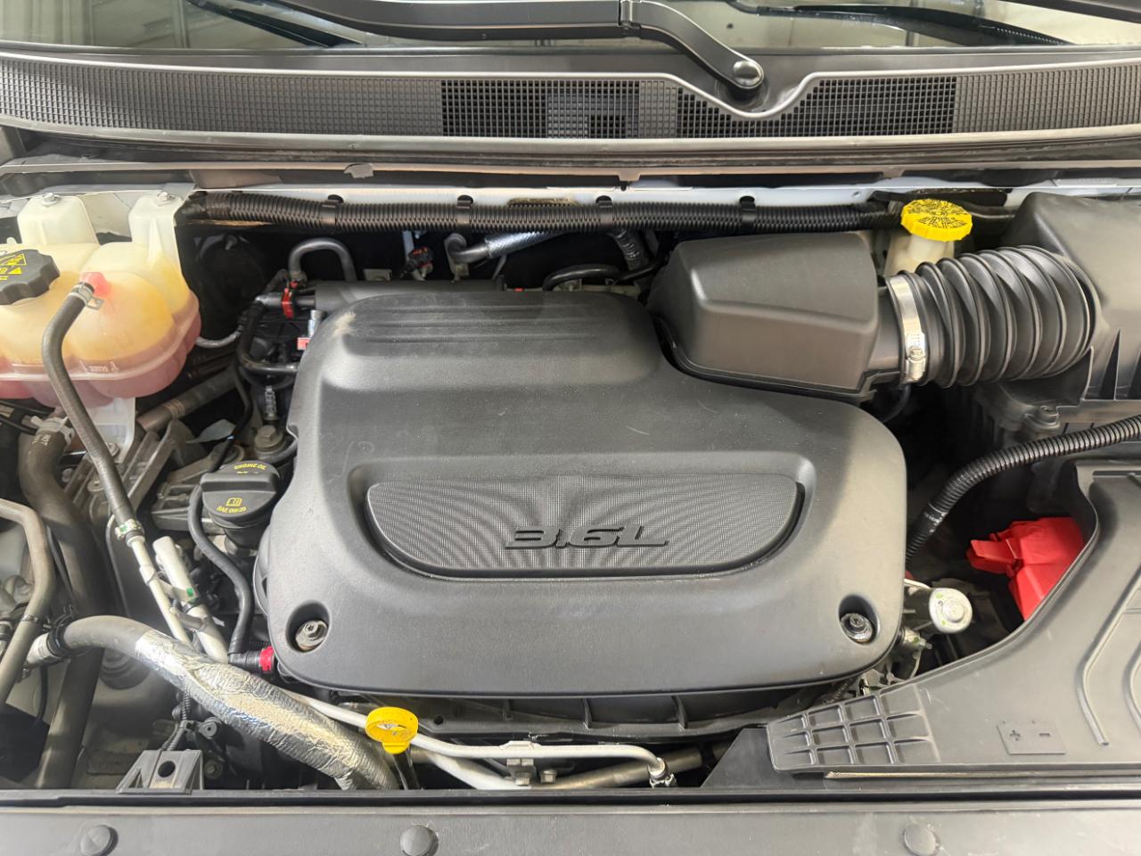 Chrysler Pacifica Touring L FWD 2019
