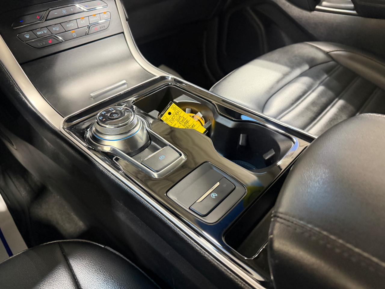 Ford Edge SEL AWD 2019