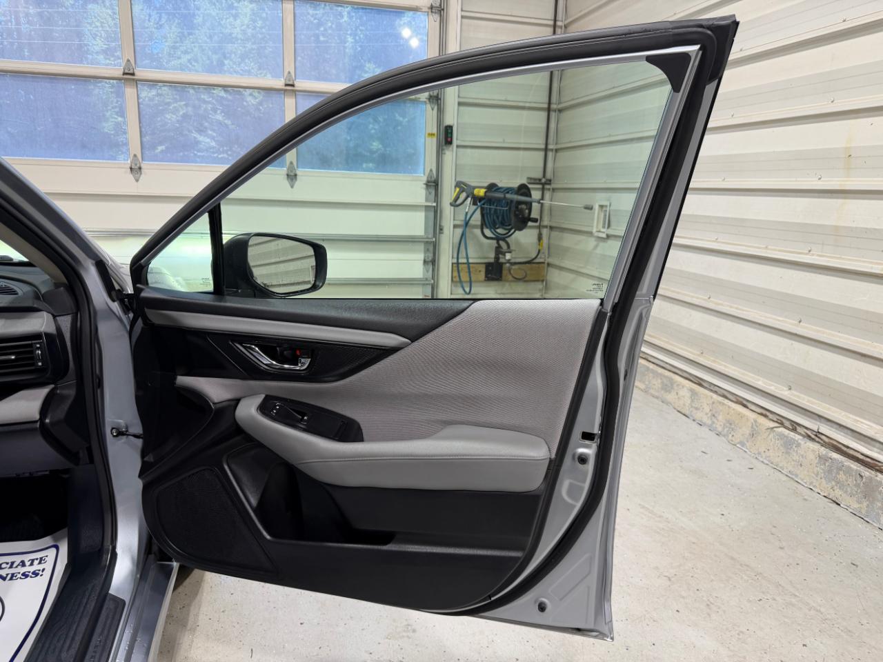 Subaru Legacy Premium CVT 2023