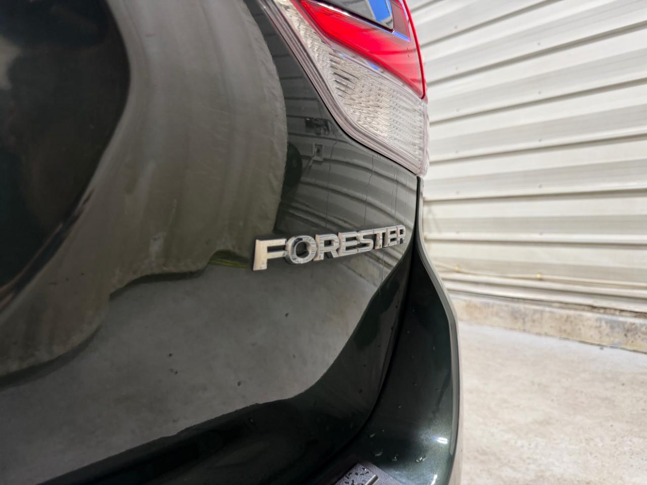 Subaru Forester Premium CVT 2022