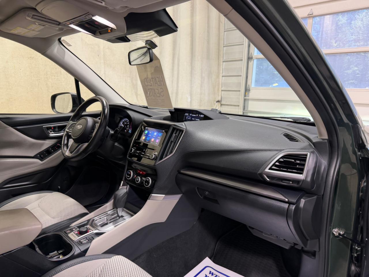 Subaru Forester Premium CVT 2022