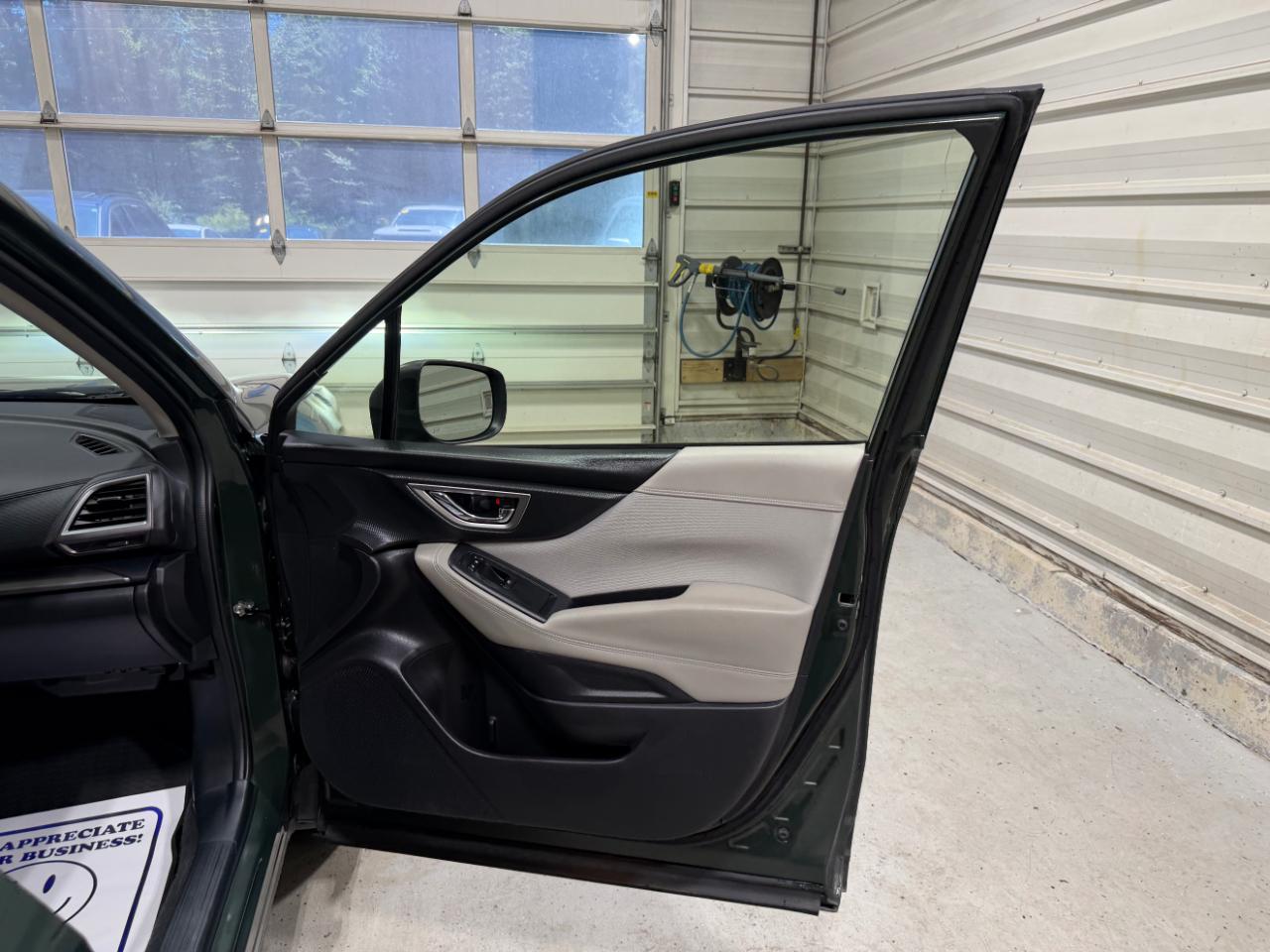 Subaru Forester Premium CVT 2022