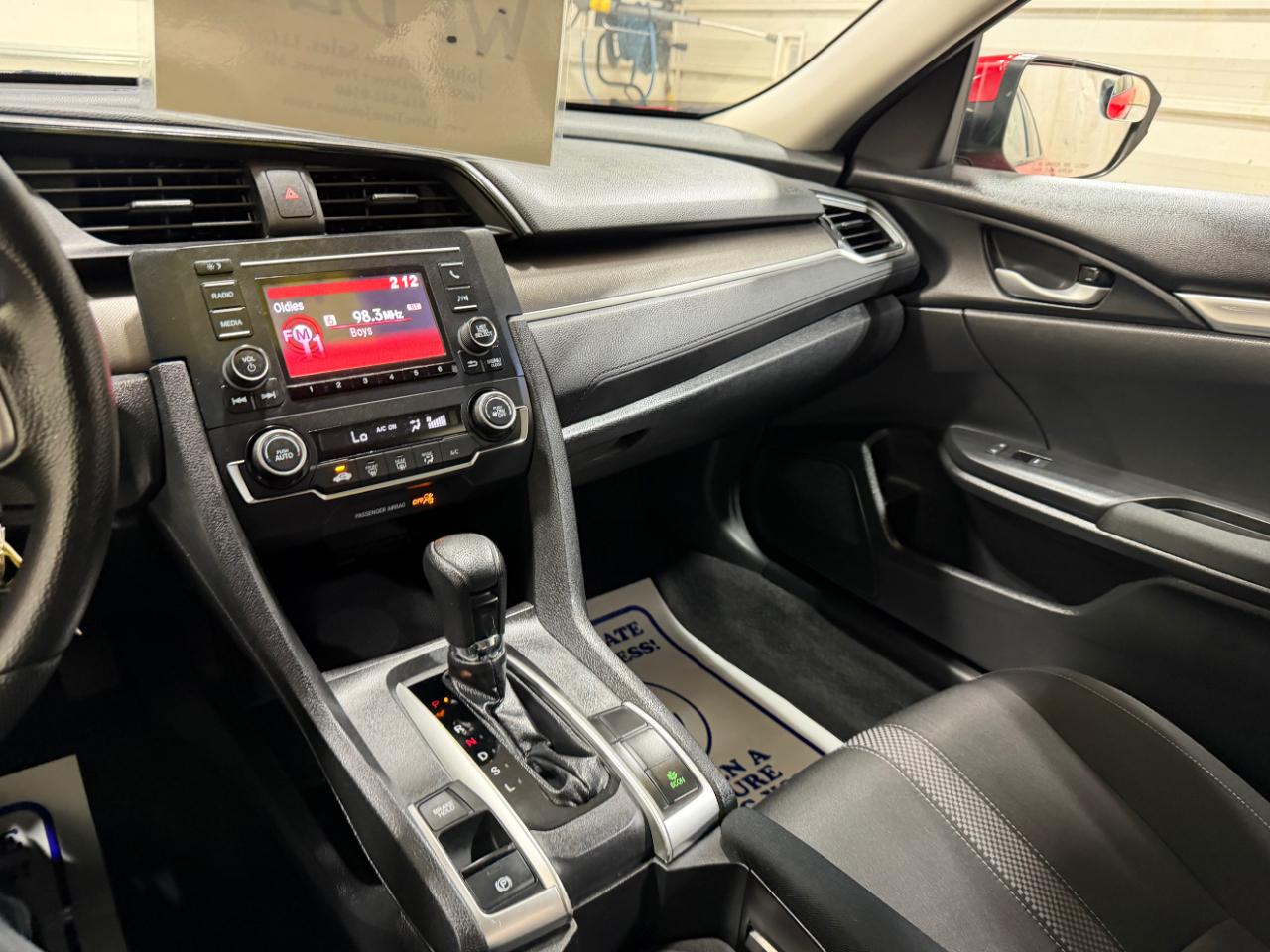 Honda Civic Sedan LX CVT 2019