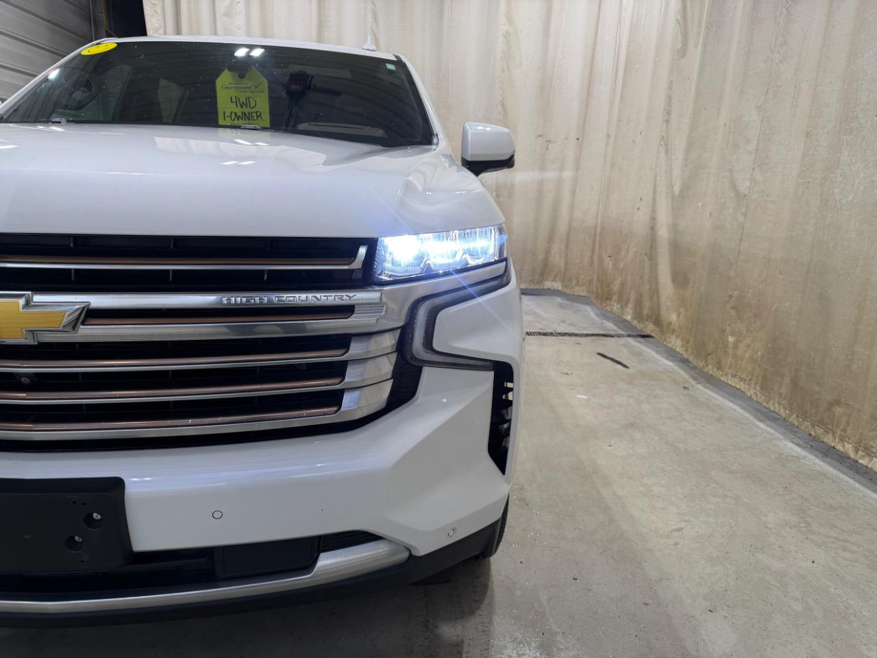 Chevrolet Suburban 4WD 4dr High Country 2021