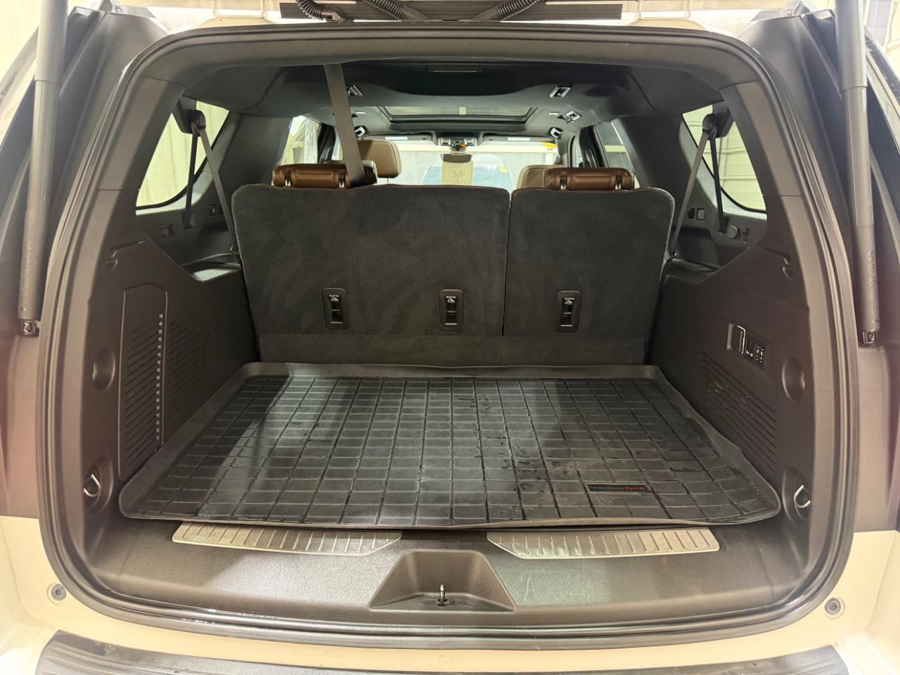 Chevrolet Suburban 4WD 4dr High Country 2021