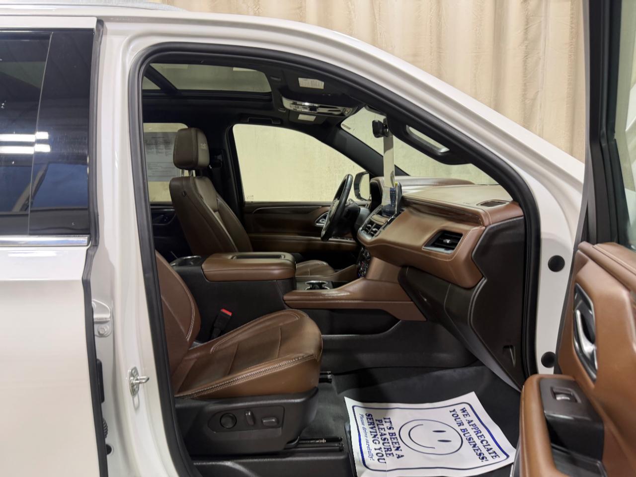 Chevrolet Suburban 4WD 4dr High Country 2021