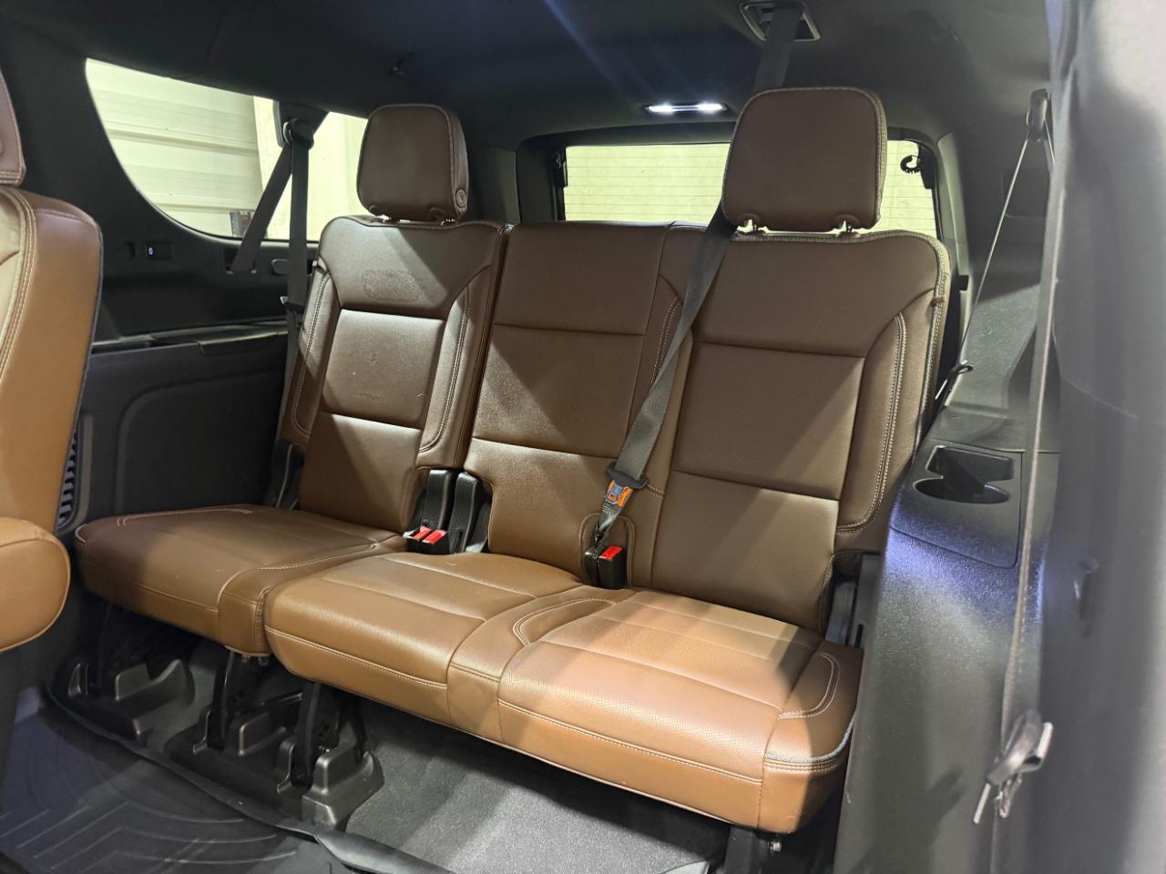 Chevrolet Suburban 4WD 4dr High Country 2021