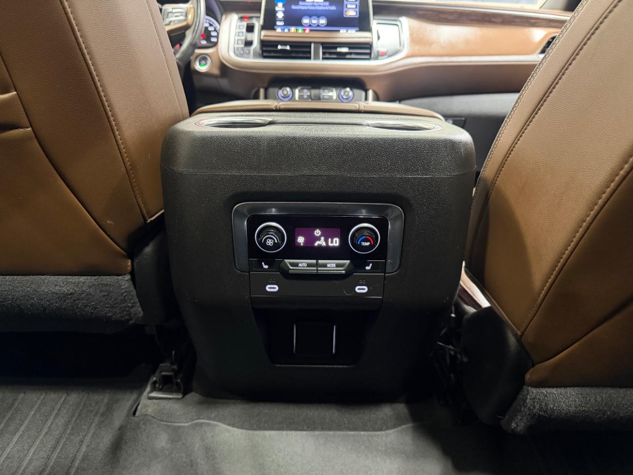 Chevrolet Suburban 4WD 4dr High Country 2021