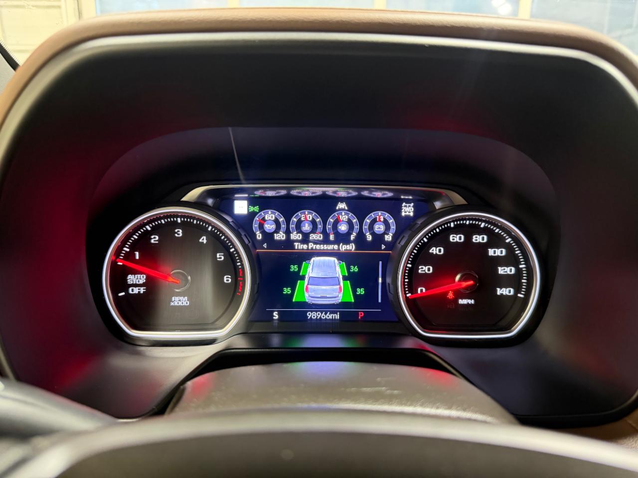 Chevrolet Suburban 4WD 4dr High Country 2021