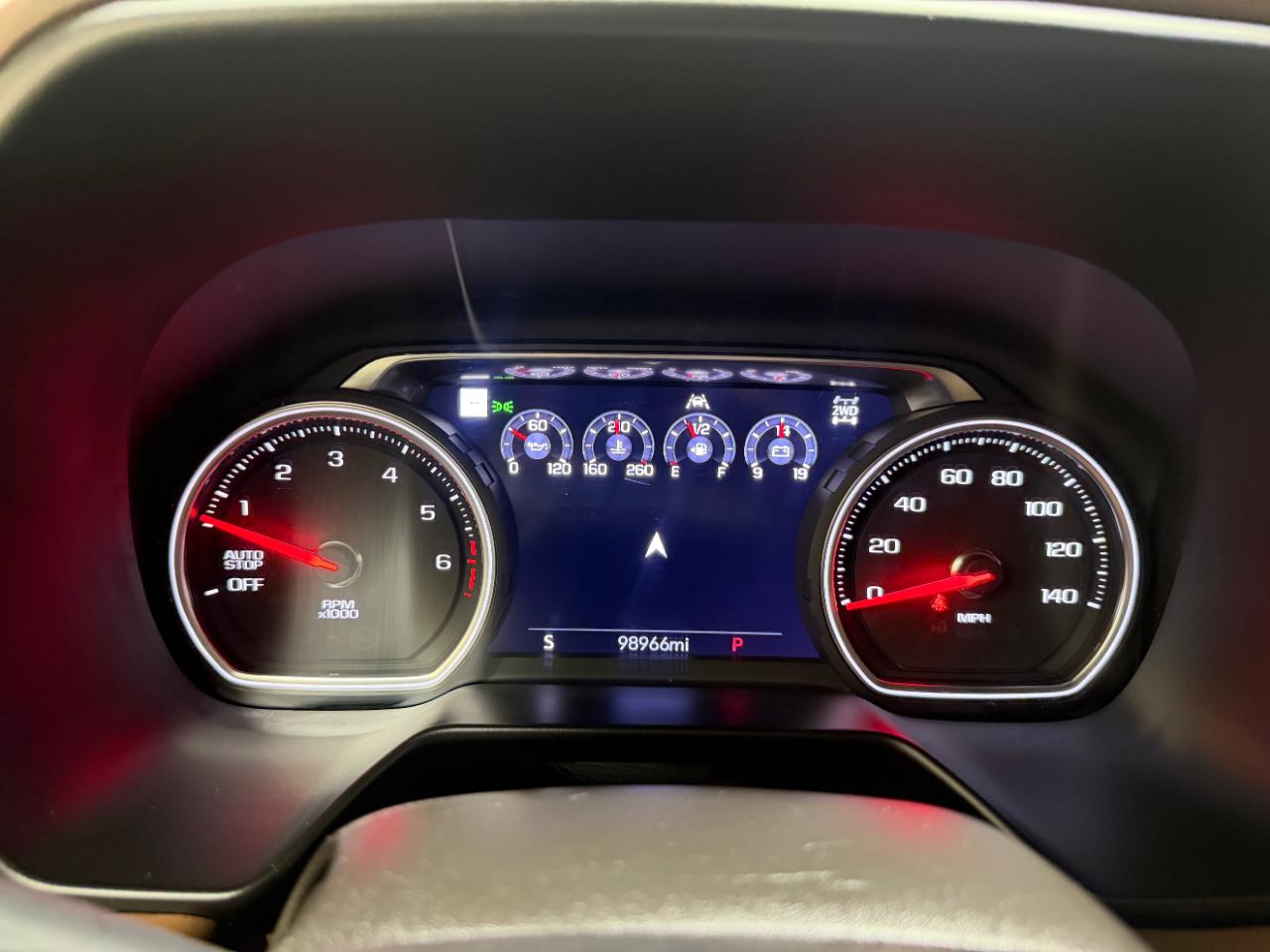 Chevrolet Suburban 4WD 4dr High Country 2021