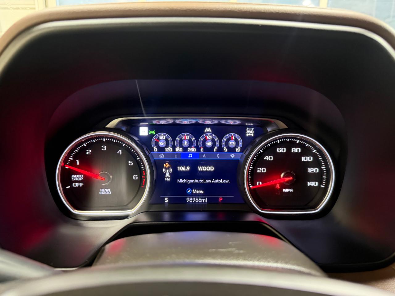 Chevrolet Suburban 4WD 4dr High Country 2021