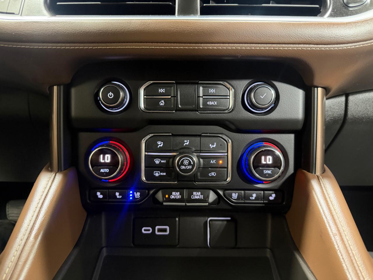 Chevrolet Suburban 4WD 4dr High Country 2021
