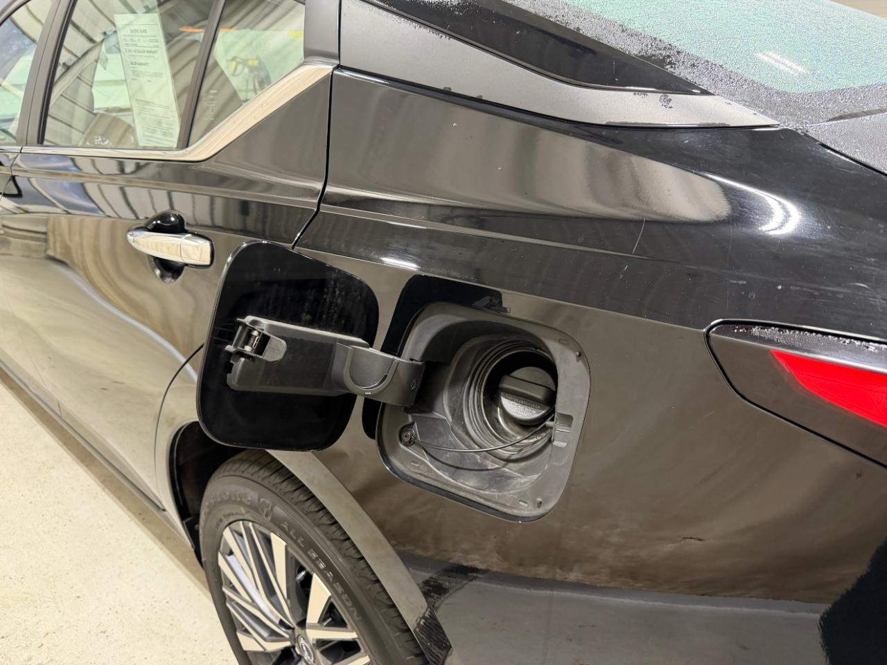 Nissan Altima 2.5 SV AWD Sedan 2023