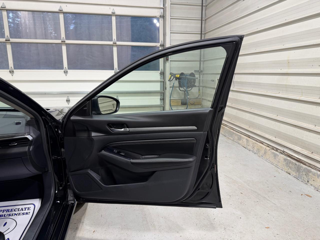 Nissan Altima 2.5 SV AWD Sedan 2023
