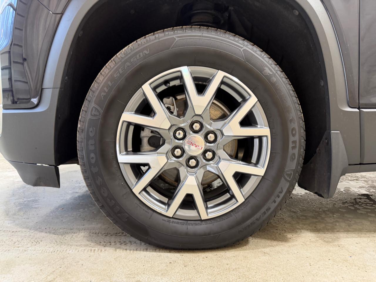 GMC Acadia AWD 4dr SLT 2022