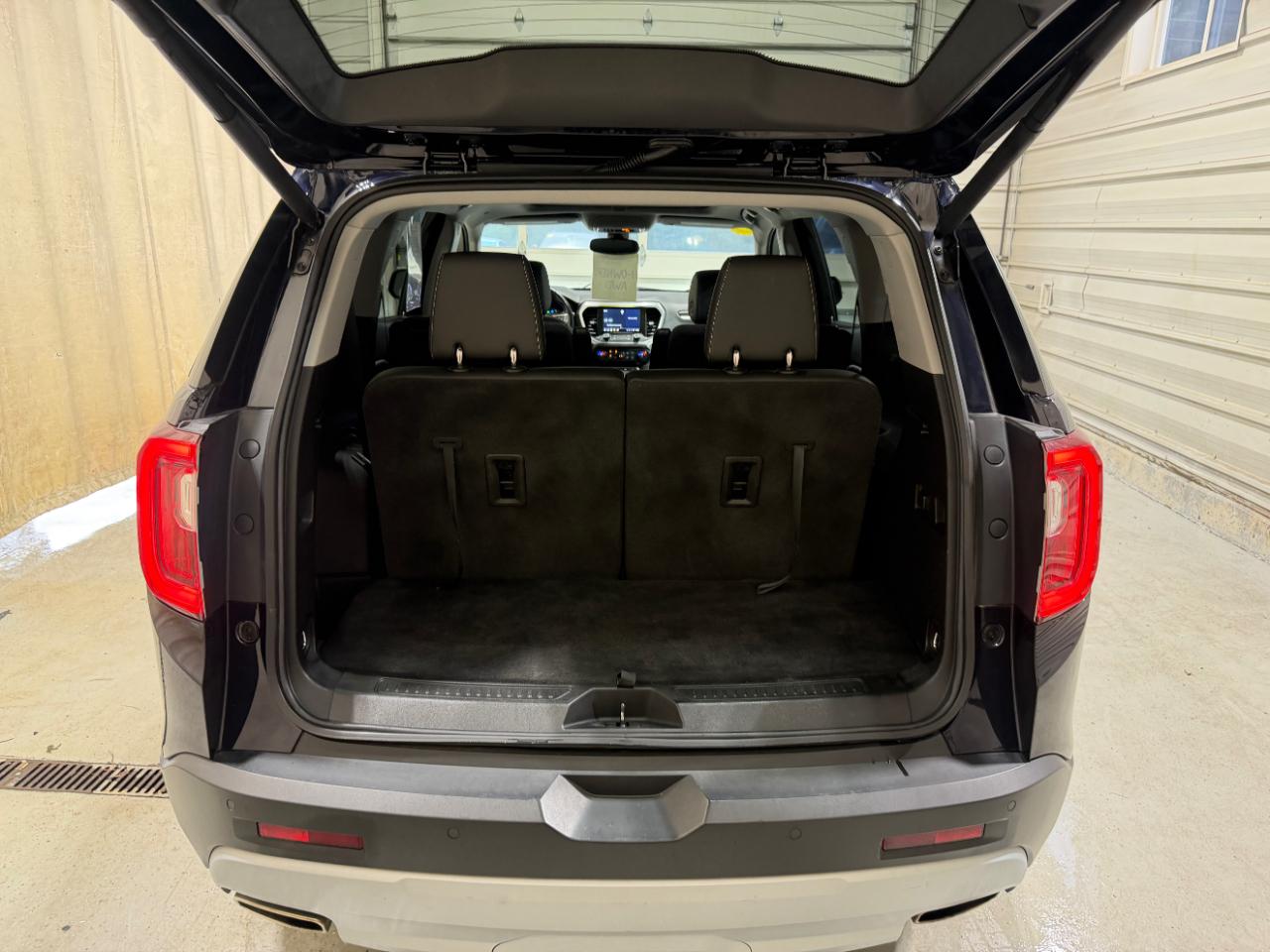 GMC Acadia AWD 4dr SLT 2022