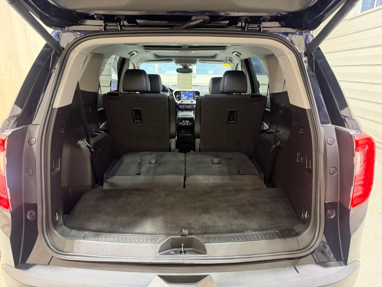 GMC Acadia AWD 4dr SLT 2022