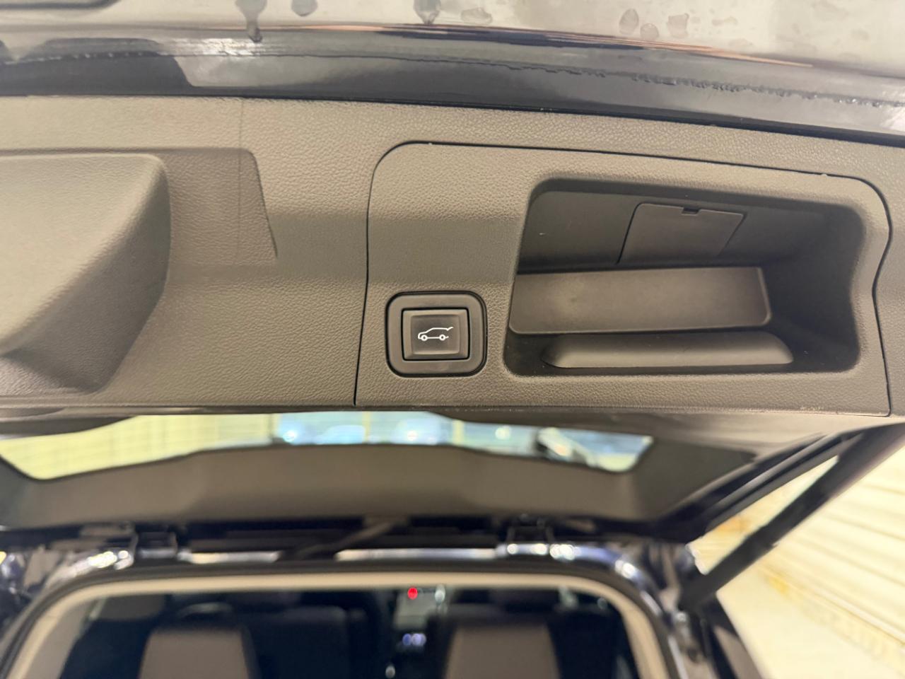GMC Acadia AWD 4dr SLT 2022