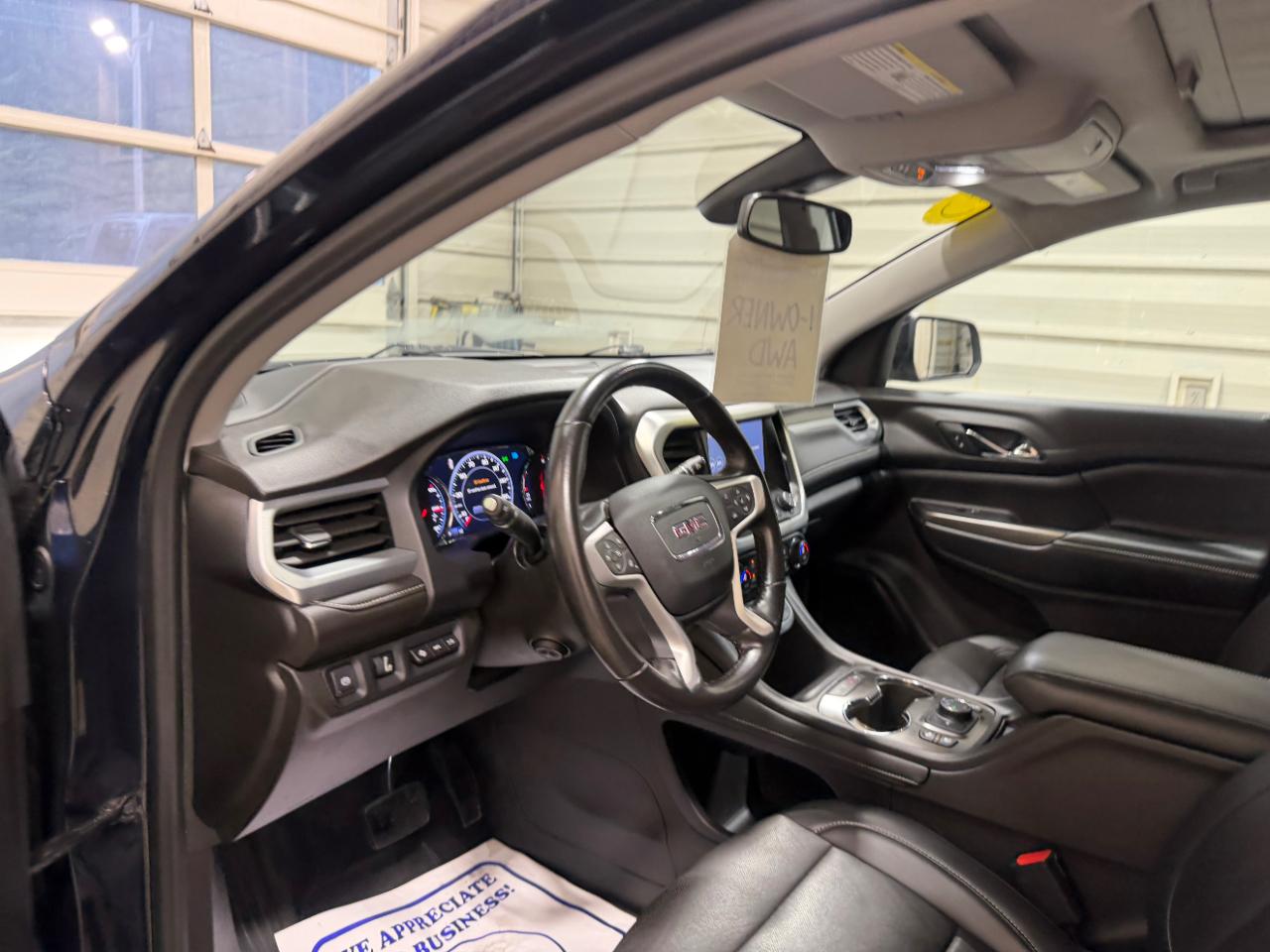 GMC Acadia AWD 4dr SLT 2022