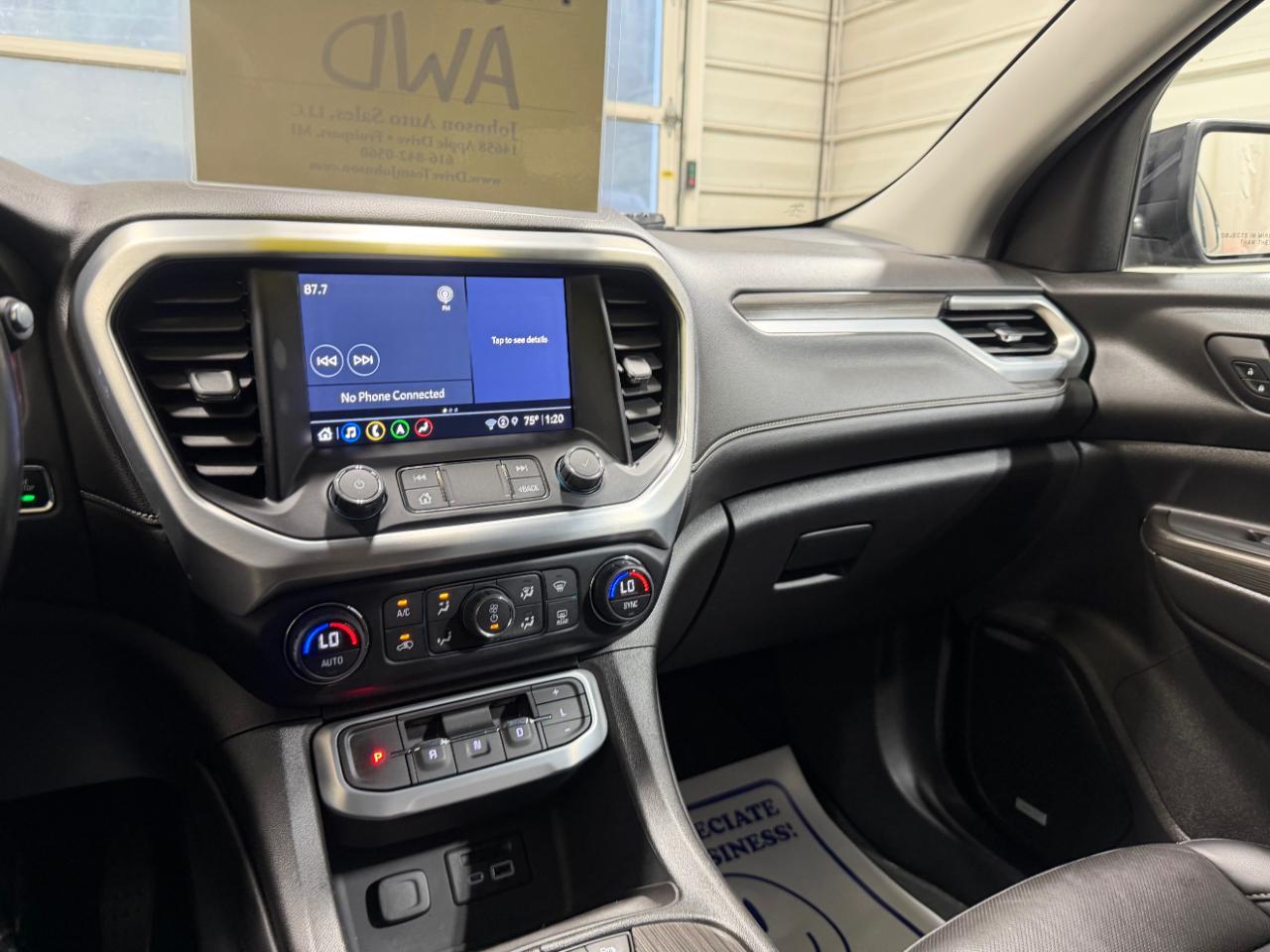 GMC Acadia AWD 4dr SLT 2022