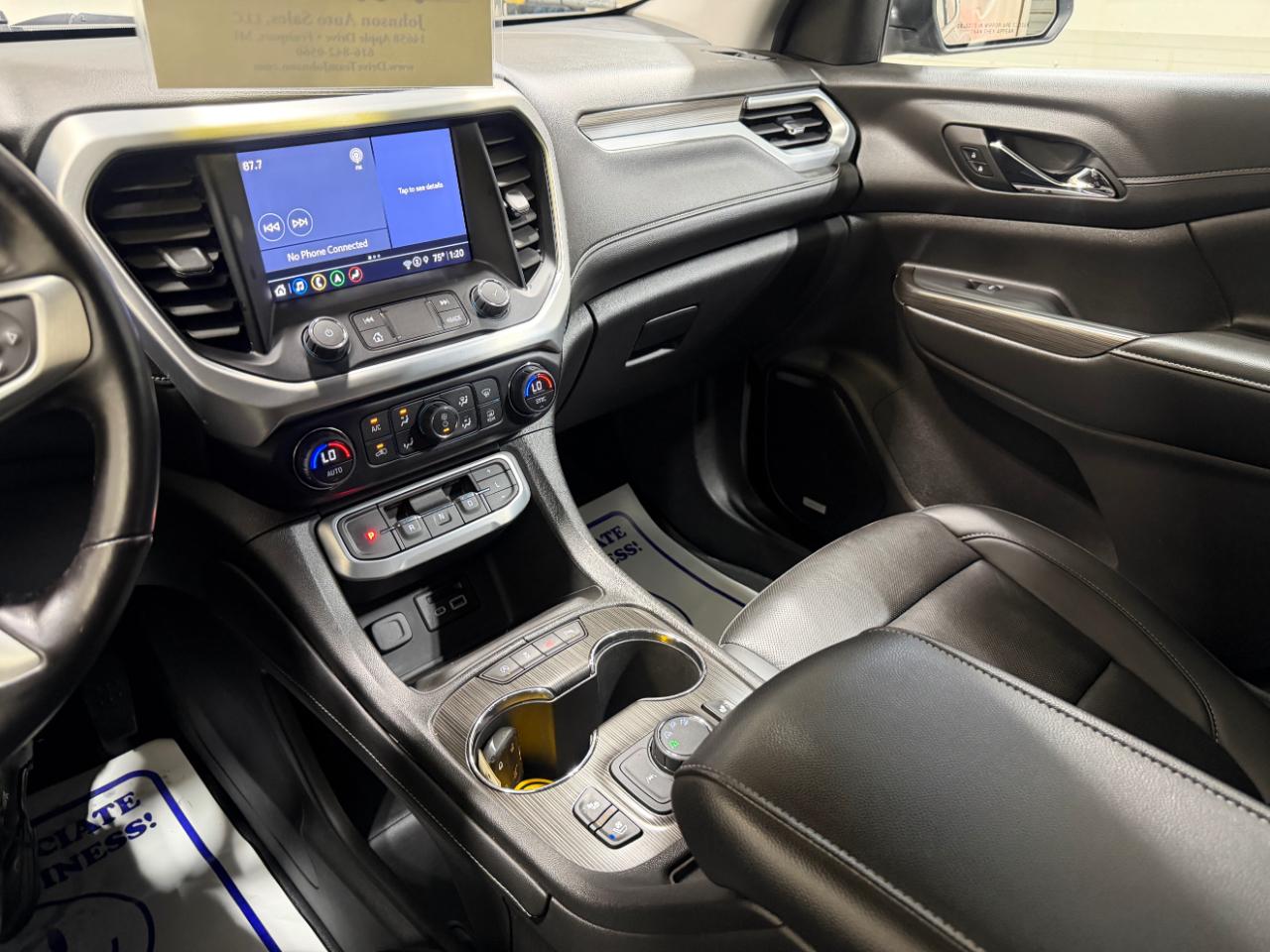GMC Acadia AWD 4dr SLT 2022