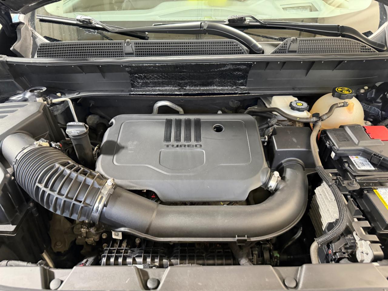 GMC Acadia AWD 4dr SLT 2022