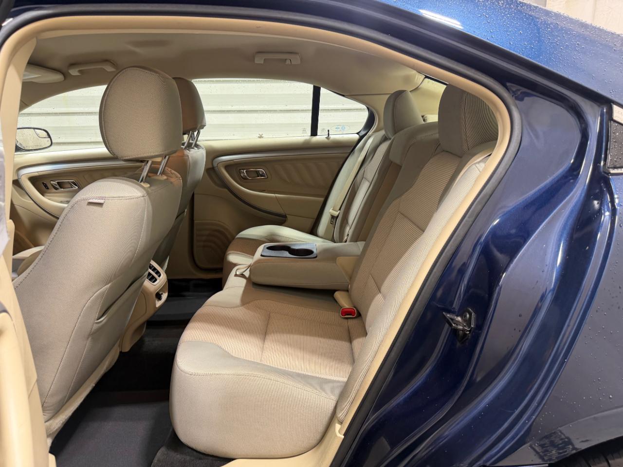 Ford Taurus SEL AWD 2017