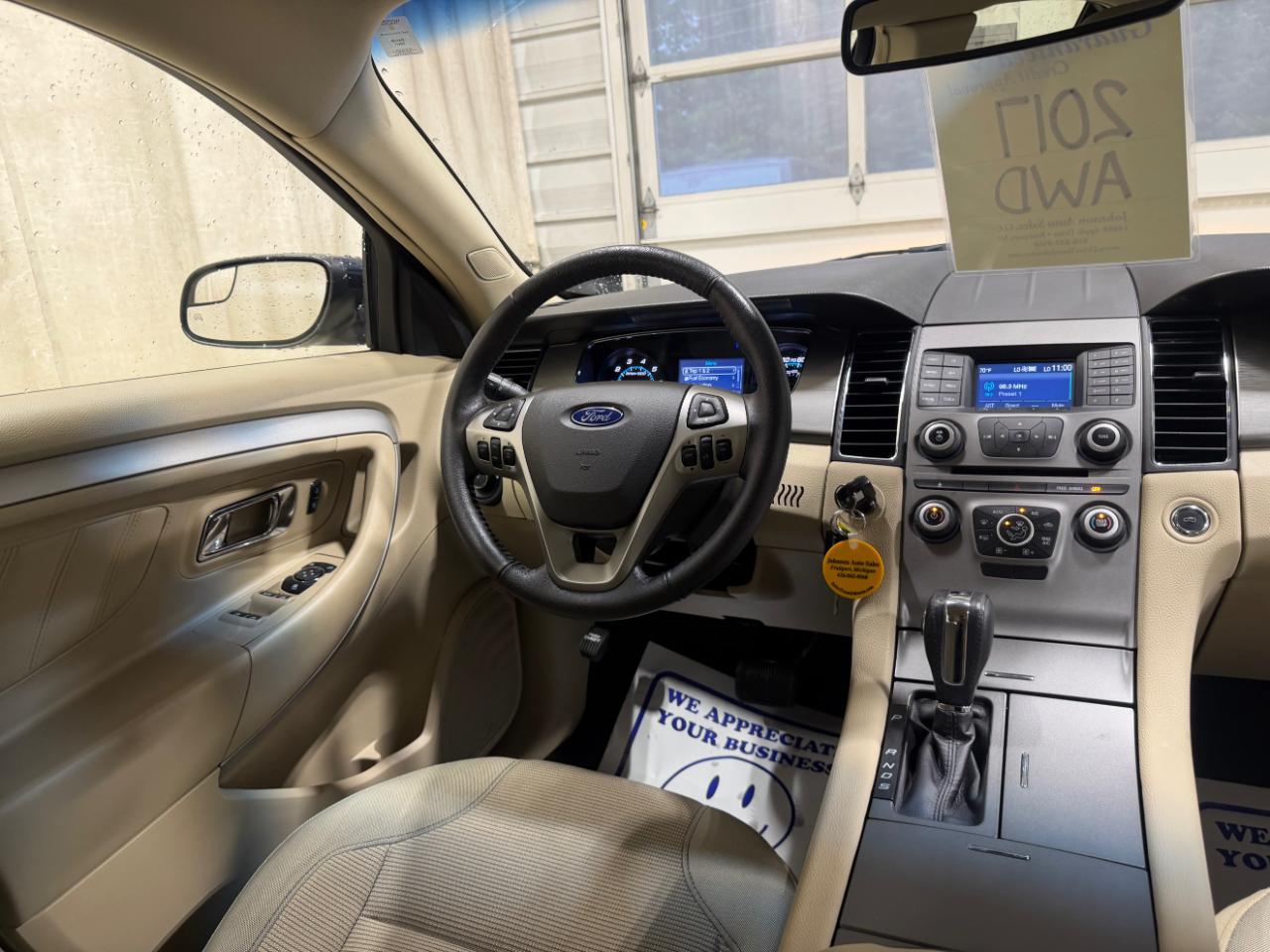 Ford Taurus SEL AWD 2017