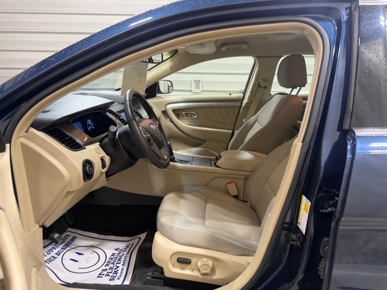 Ford Taurus SEL AWD 2017