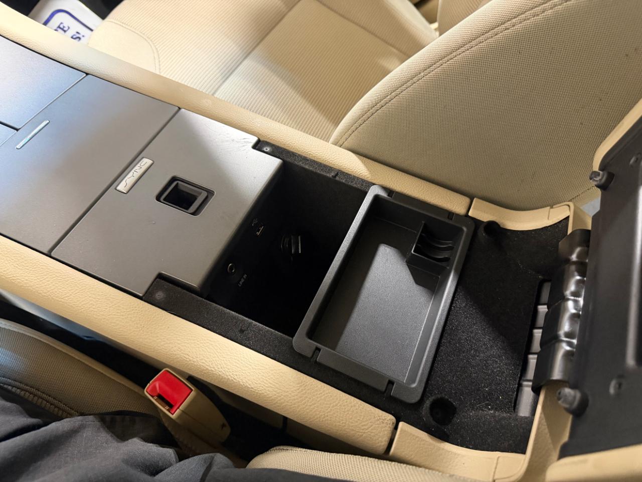 Ford Taurus SEL AWD 2017