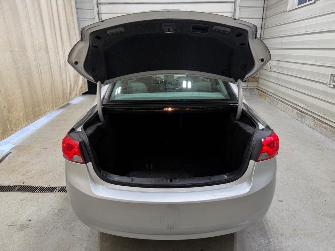 Chevrolet Impala 4dr Sdn LT w/1LT 2017