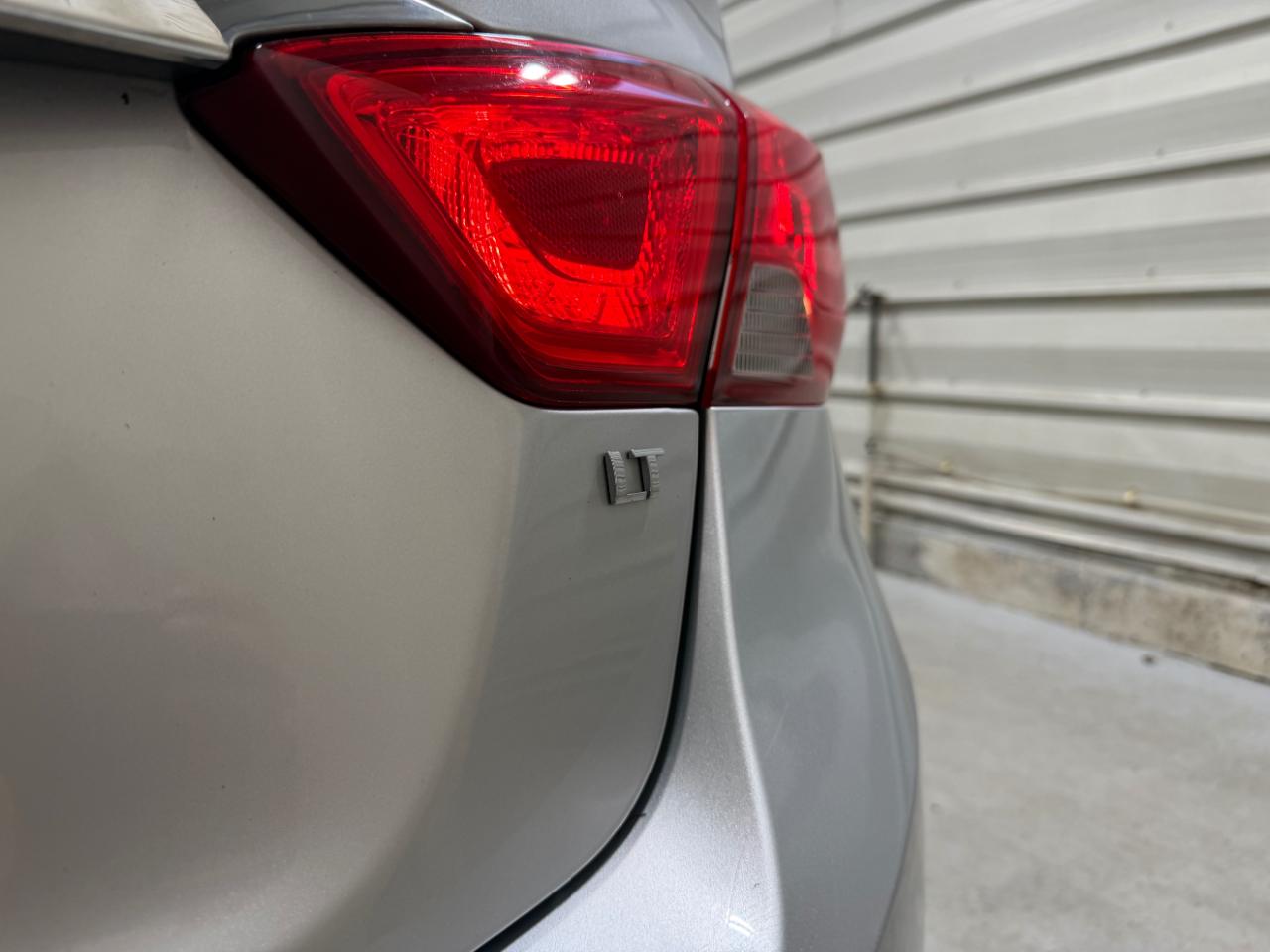 Chevrolet Impala 4dr Sdn LT w/1LT 2017