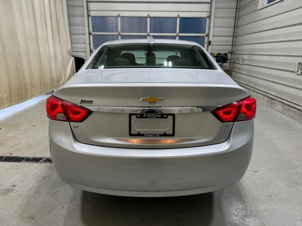 Chevrolet Impala 4dr Sdn LT w/1LT 2017