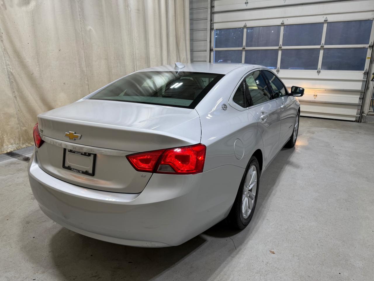 Chevrolet Impala 4dr Sdn LT w/1LT 2017