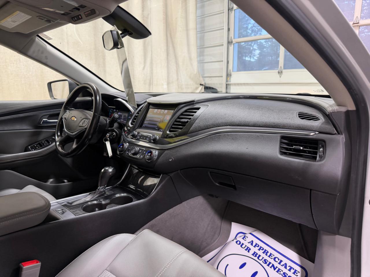 Chevrolet Impala 4dr Sdn LT w/1LT 2017