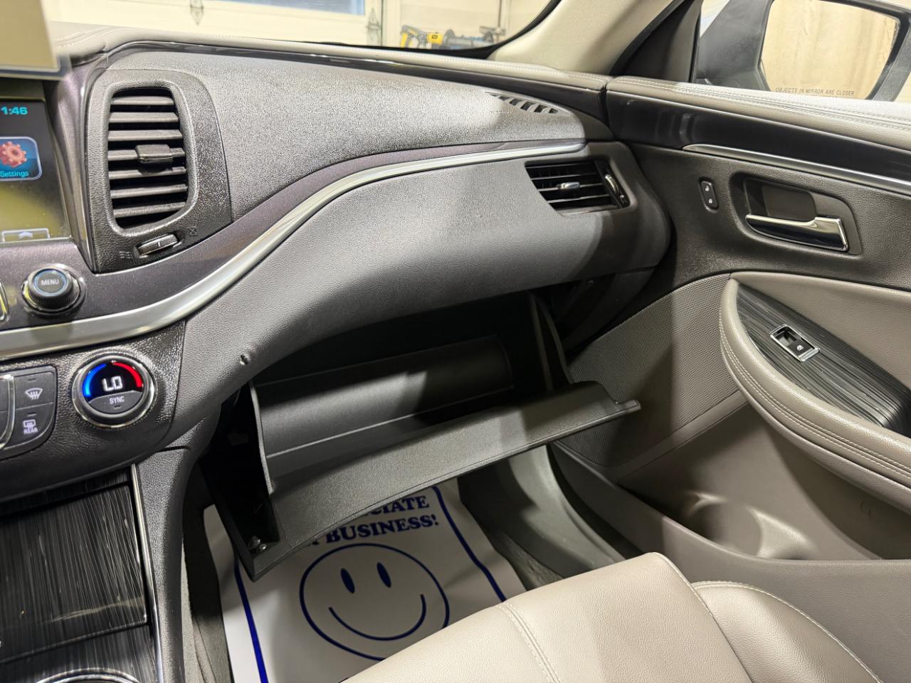 Chevrolet Impala 4dr Sdn LT w/1LT 2017