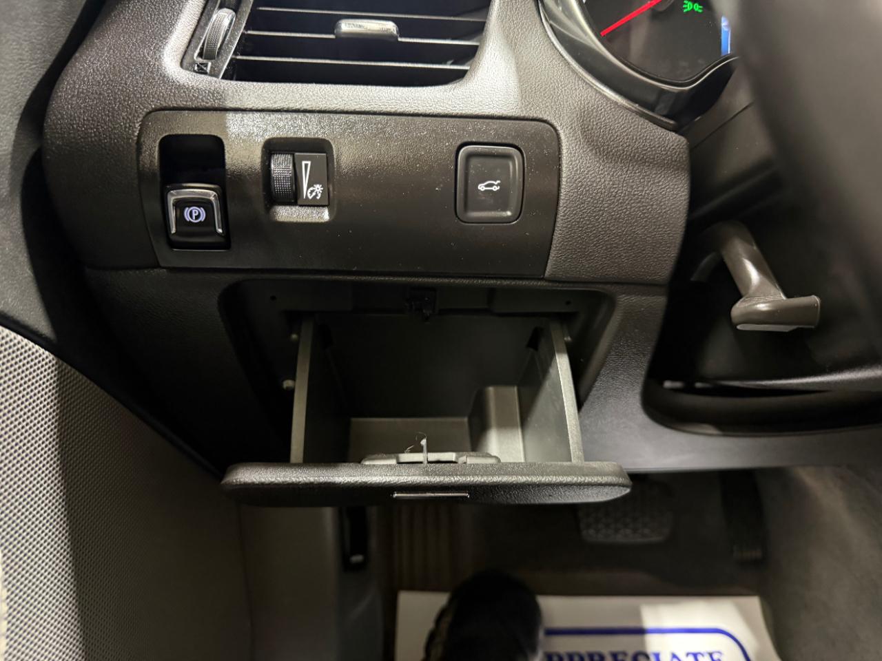 Chevrolet Impala 4dr Sdn LT w/1LT 2017