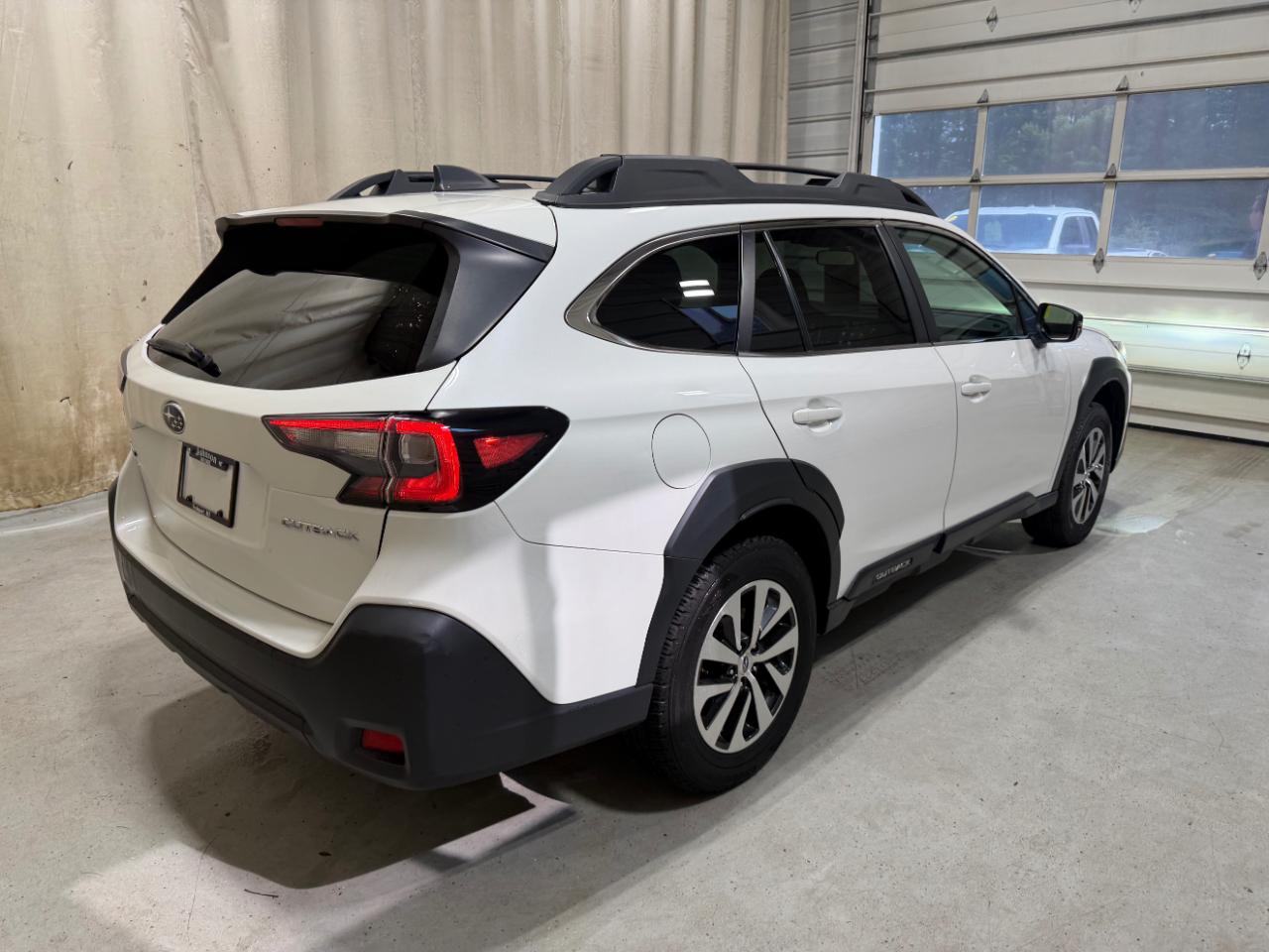 Subaru Outback Premium AWD 2024