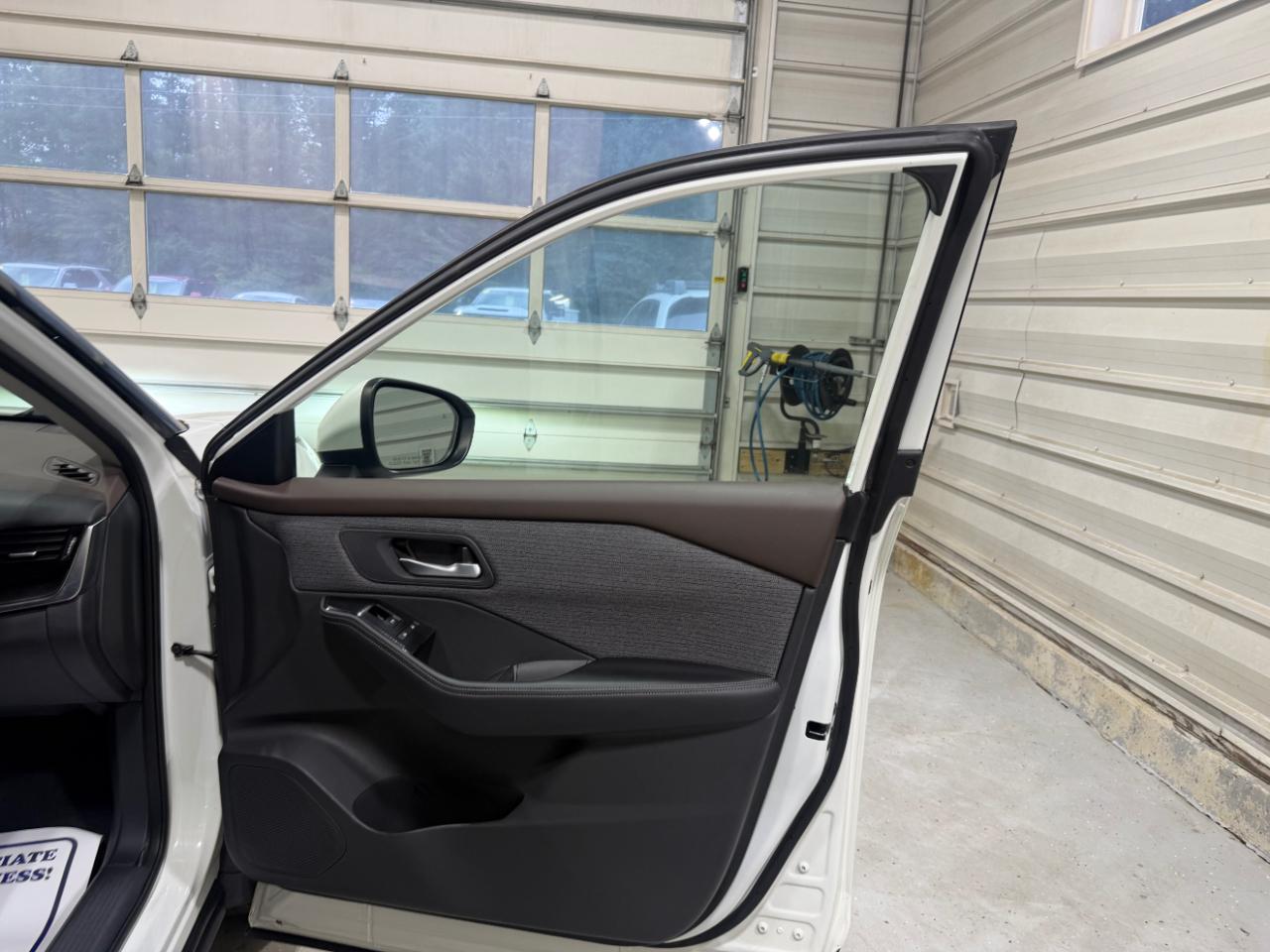 Nissan Rogue AWD SV 2021