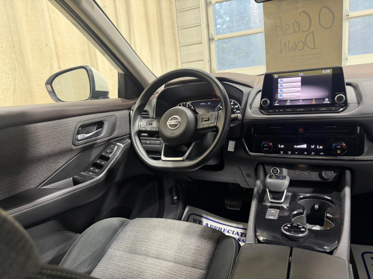 Nissan Rogue AWD SV 2021
