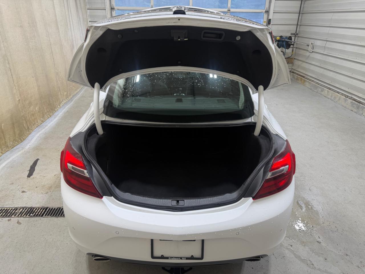 Buick Regal 4dr Sdn Premium I FWD 2015