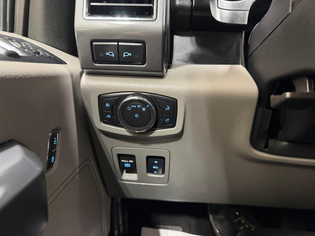 Ford F-150 XLT 4WD Reg Cab 6.5' Box 2018