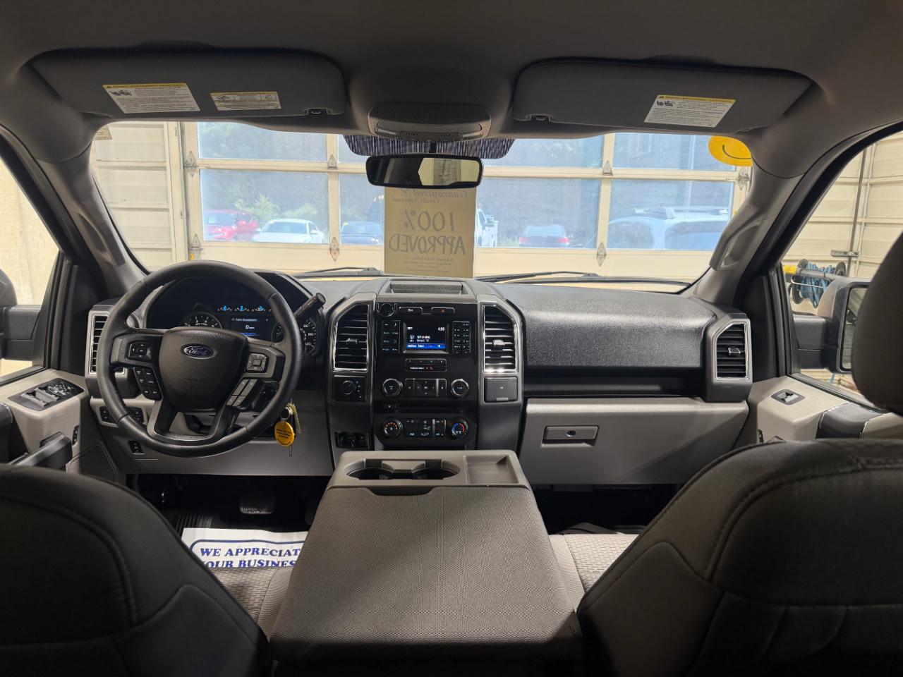Ford F-150 4WD SuperCrew 145" XLT 2016