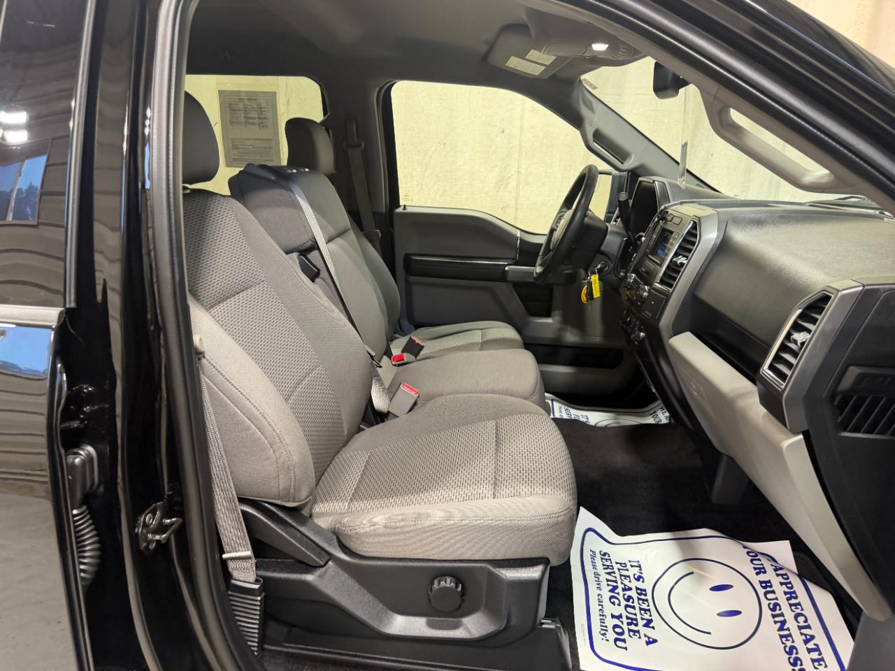 Ford F-150 4WD SuperCrew 145" XLT 2016