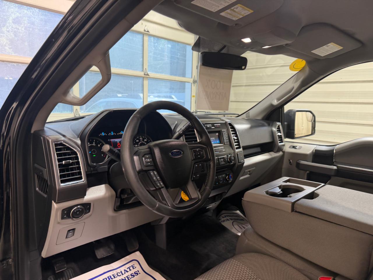 Ford F-150 4WD SuperCrew 145" XLT 2016