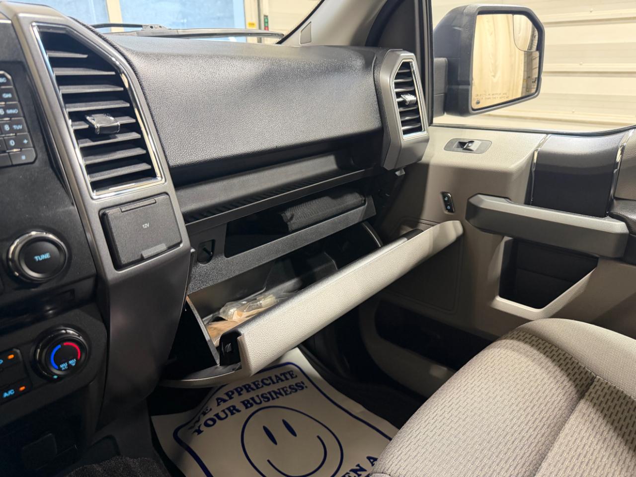 Ford F-150 4WD SuperCrew 145" XLT 2016