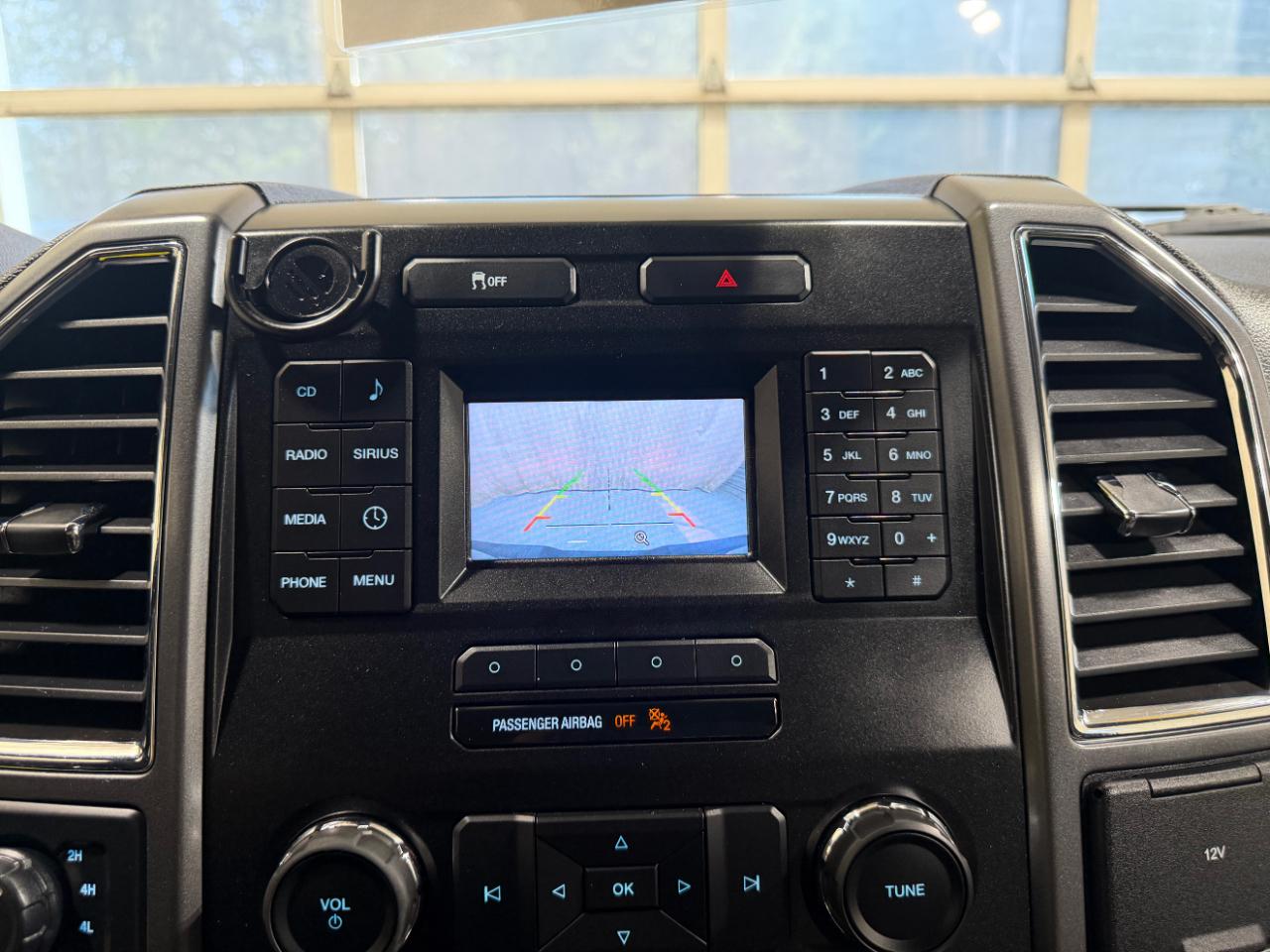 Ford F-150 4WD SuperCrew 145" XLT 2016