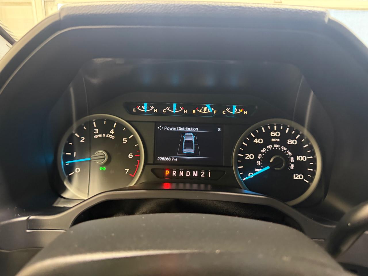 Ford F-150 4WD SuperCrew 145" XLT 2016