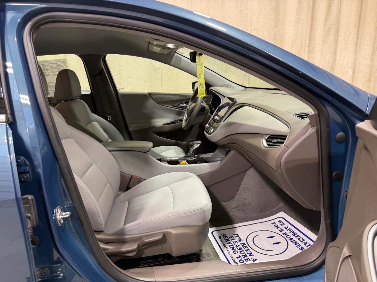 Chevrolet Malibu 4dr Sdn LS w/1FL 2024